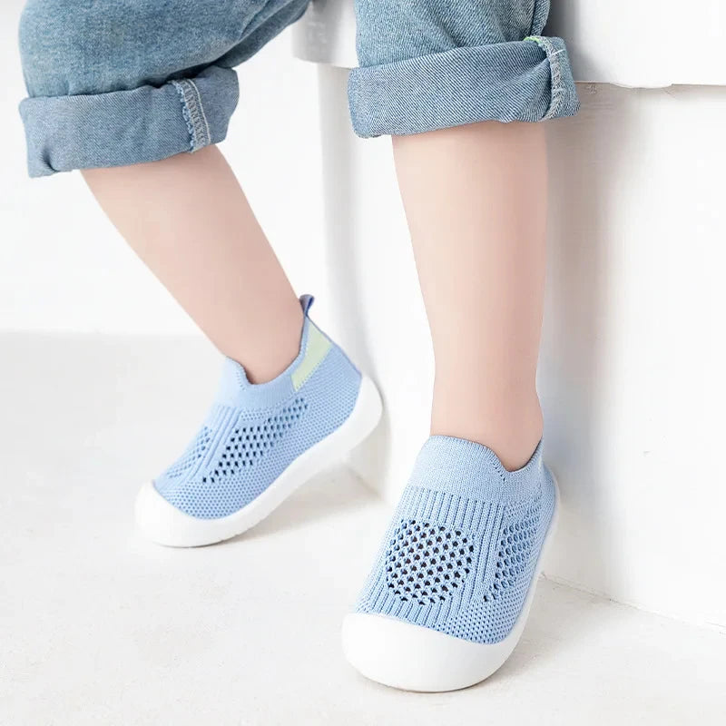 Soft, non-slip toddler shoes