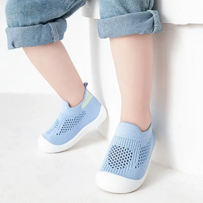 Soft, non-slip toddler shoes