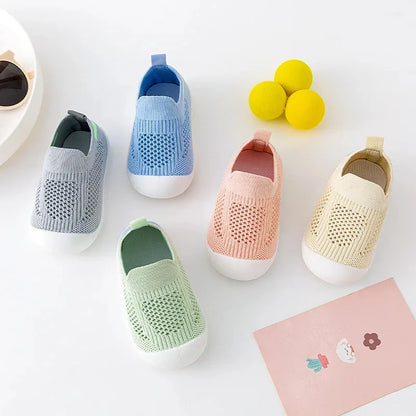 Soft, non-slip toddler shoes