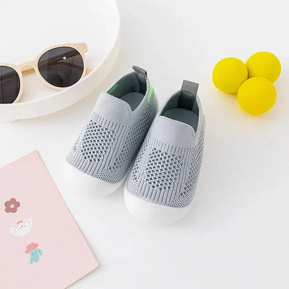 Soft, non-slip toddler shoes